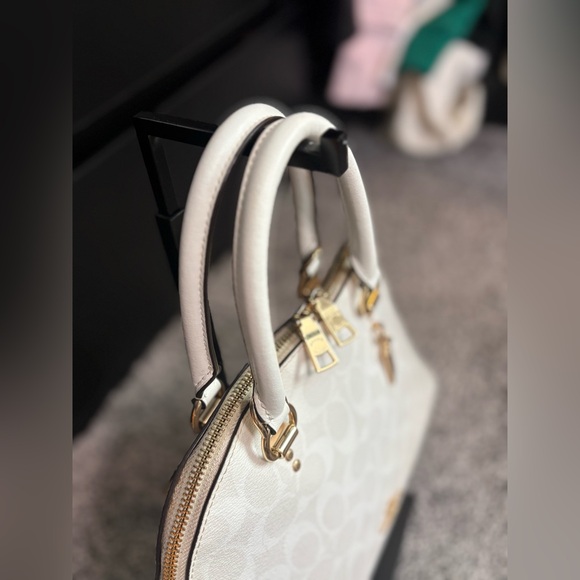 COACH KATY SATCHEL IN SIGNATURE CANVAS - Picture 12 of 17